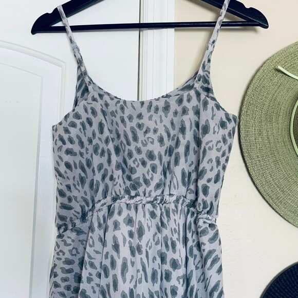 Lucca Couture Grey & Silver Leopard Animal Print Fit & Flare Summer Dress | M - Picture 9 of 9